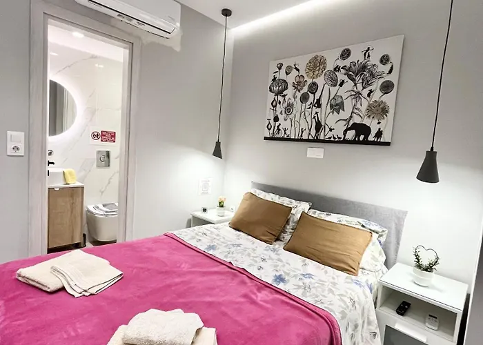 Apartment Blueline 2